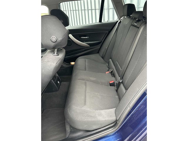 Bmw - 3-serie touring - 318i executive - car - 2017 - afbeelding 8 van  24