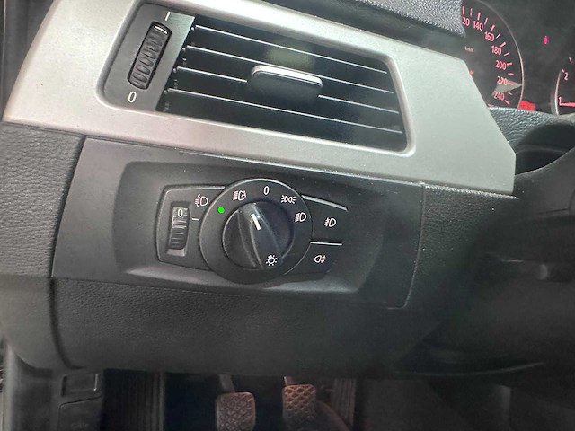 Bmw - 3-serie touring - 318i high executive - 09-sp-nd- 2006 - afbeelding 2 van  12