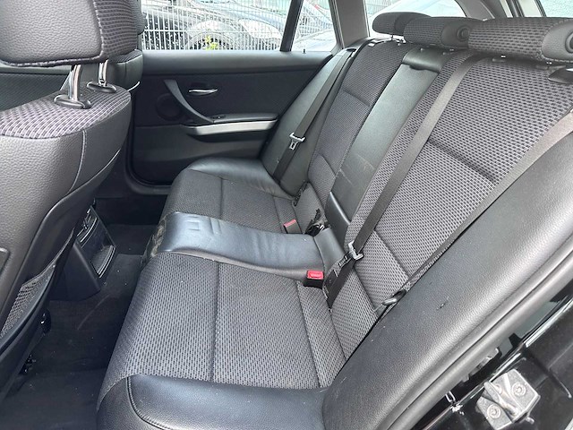 Bmw - 3-serie touring - 318i high executive - sp-638-n- 2010 - afbeelding 4 van  18