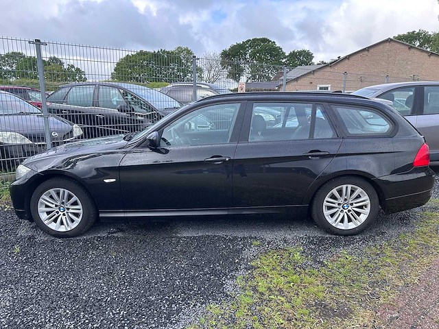 Bmw - 3-serie touring - 318i high executive - sp-638-n- 2010 - afbeelding 8 van  18