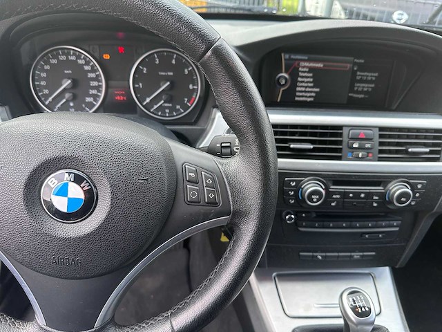 Bmw - 3-serie touring - 318i high executive - sp-638-n- 2010 - afbeelding 13 van  18