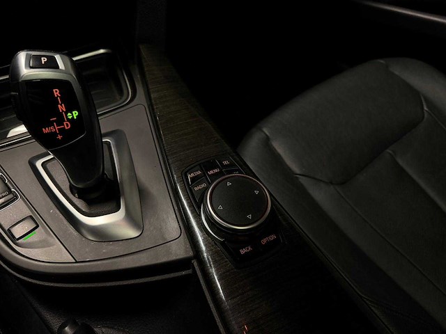 Bmw - 3-serie touring - 320d xdr. high exec. - jp-318-p - 2014 iaw - afbeelding 29 van  29