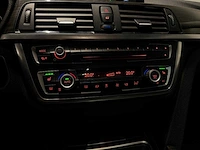 Bmw - 3-serie touring - 320d xdr. high exec. - jp-318-p - 2014 iaw - afbeelding 2 van  29