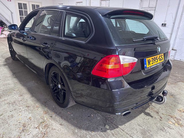 Bmw - 3-serie touring - 320i - n-395-gs - afbeelding 14 van  20