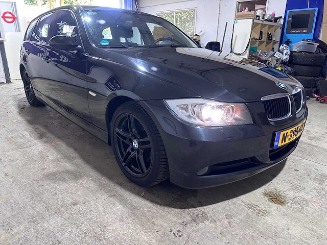 Bmw - 3-serie touring - 320i - n-395-gs - afbeelding 17 van  20