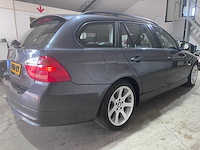 Bmw - 3-serie touring - 320i automaat- j-086-rv- 2006 - afbeelding 12 van  17