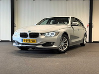 Bmw - 3-serie touring - 320i executive 2015 9-zvb-98 iaw
