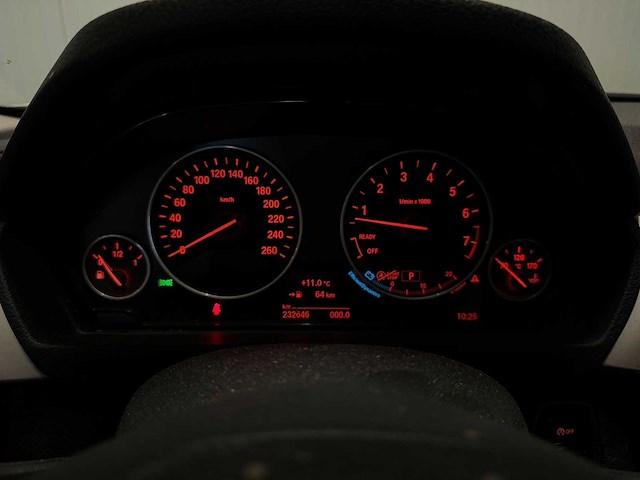 Bmw - 3-serie touring - 320i executive 2015 9-zvb-98 iaw - afbeelding 24 van  28