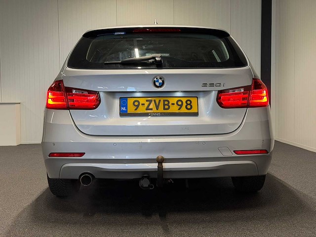 Bmw - 3-serie touring - 320i executive 2015 9-zvb-98 iaw - afbeelding 16 van  19
