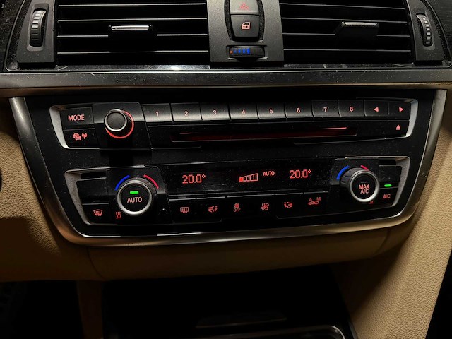 Bmw - 3-serie touring - 320i executive sport - 9-klg-72 - 2013 iaw - afbeelding 4 van  24