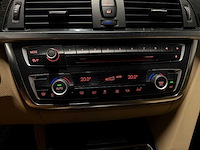 Bmw - 3-serie touring - 320i executive sport - 9-klg-72 - 2013 iaw - afbeelding 4 van  24