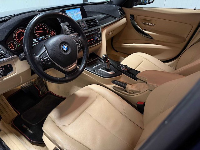 Bmw - 3-serie touring - 320i executive sport - 9-klg-72 - 2013 iaw - afbeelding 11 van  24