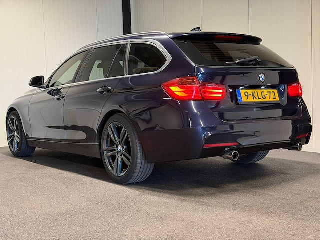 Bmw - 3-serie touring - 320i executive sport - 9-klg-72 - 2013 iaw - afbeelding 21 van  24
