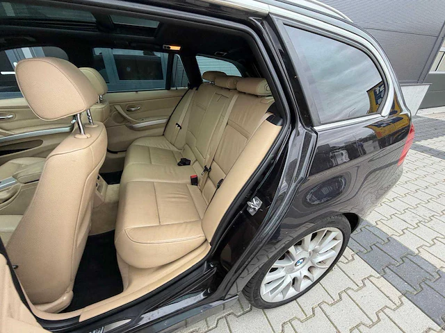 Bmw - 3-serie touring 325d - luxury line personenauto - 2012 - afbeelding 9 van  28