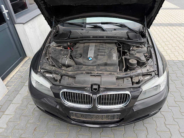 Bmw - 3-serie touring 325d - luxury line personenauto - 2012 - afbeelding 20 van  28