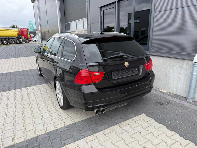 Bmw - 3-serie touring 325d - luxury line personenauto - 2012 - afbeelding 22 van  28