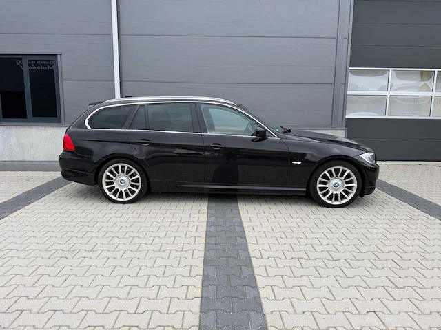 Bmw - 3-serie touring 325d - luxury line personenauto - 2012 - afbeelding 23 van  28