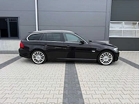 Bmw - 3-serie touring 325d - luxury line personenauto - 2012 - afbeelding 23 van  28
