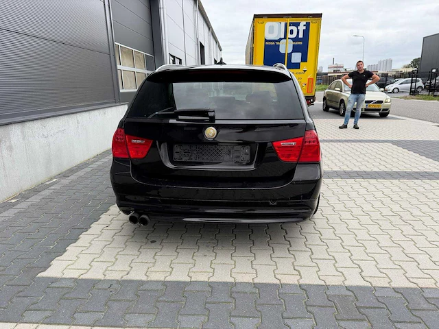 Bmw - 3-serie touring 325d - luxury line personenauto - 2012 - afbeelding 27 van  28