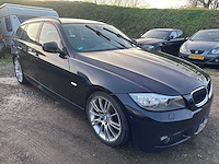 Bmw - 318 touring automaat- cl. m sp. ed. - duitse papieren (voorheen 90-zlh-6) - afbeelding 16 van  19