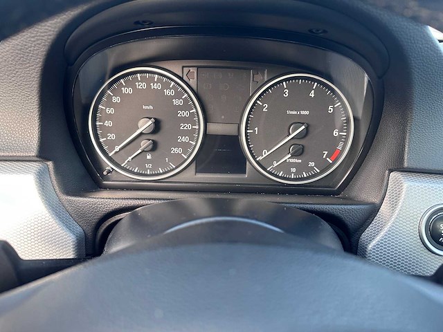 Bmw - 318 touring automaat- cl. m sp. ed. - duitse papieren (voorheen 90-zlh-6) - afbeelding 2 van  19