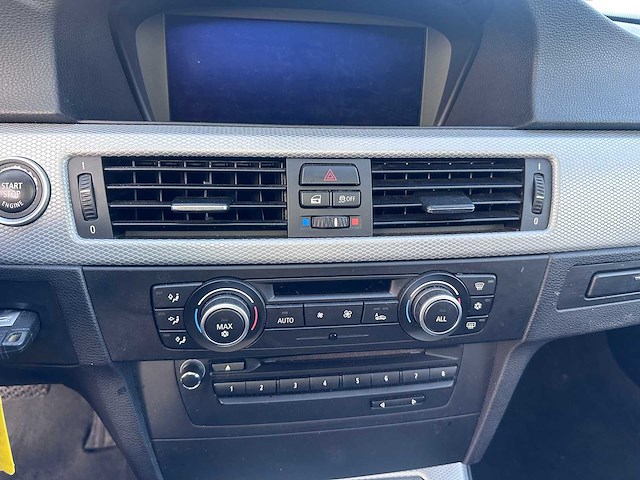 Bmw - 318 touring automaat- cl. m sp. ed. - duitse papieren (voorheen 90-zlh-6) - afbeelding 6 van  19