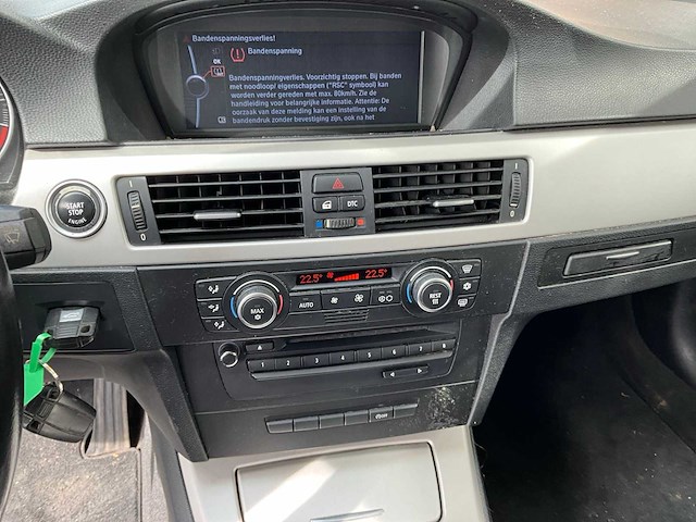 Bmw - 318d - 3-serie touring -corp. l. bns l. - personenauto - 2009 - afbeelding 3 van  27