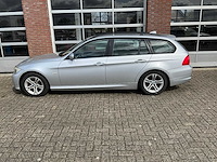 Bmw - 318d - 3-serie touring -corp. l. bns l. - personenauto - 2009 - afbeelding 24 van  27