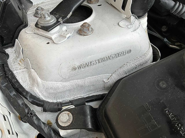 Bmw - 318i - 3-serie touring - personenauto - 2009 - afbeelding 9 van  18