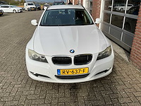 Bmw - 318i - 3-serie touring - personenauto - 2009 - afbeelding 15 van  18