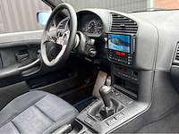 Bmw - 320 i - 3-serie - touring - personenauto - 1998 - afbeelding 12 van  18