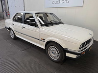 Bmw - 325 ix - oldtimer - 1987 - afbeelding 4 van  35