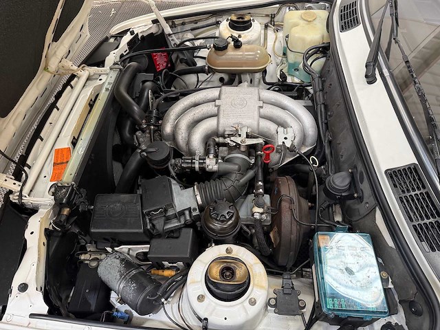 Bmw - 325 ix - oldtimer - 1987 - afbeelding 9 van  35