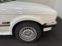 Bmw - 325 ix - oldtimer - 1987 - afbeelding 16 van  35
