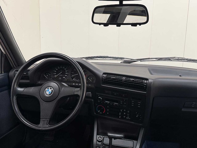 Bmw - 325 ix - oldtimer - 1987 - afbeelding 18 van  35