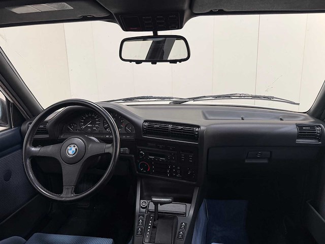 Bmw - 325 ix - oldtimer - 1987 - afbeelding 20 van  35