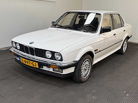 Bmw - 325 ix - oldtimer - 1987 - afbeelding 19 van  35