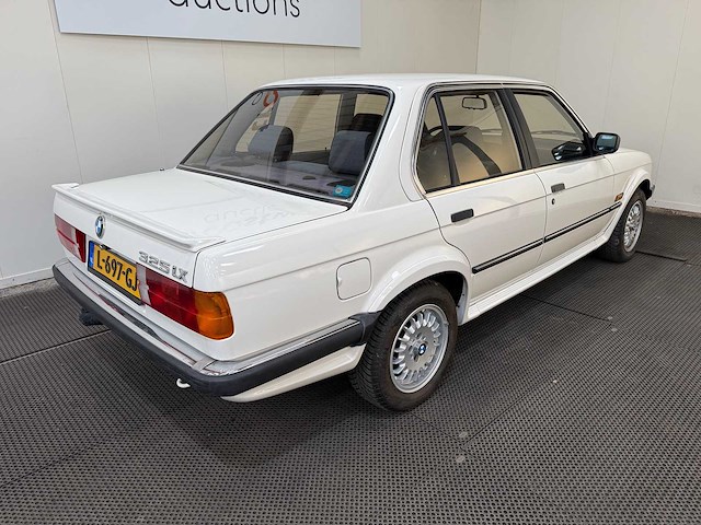 Bmw - 325 ix - oldtimer - 1987 - afbeelding 35 van  35