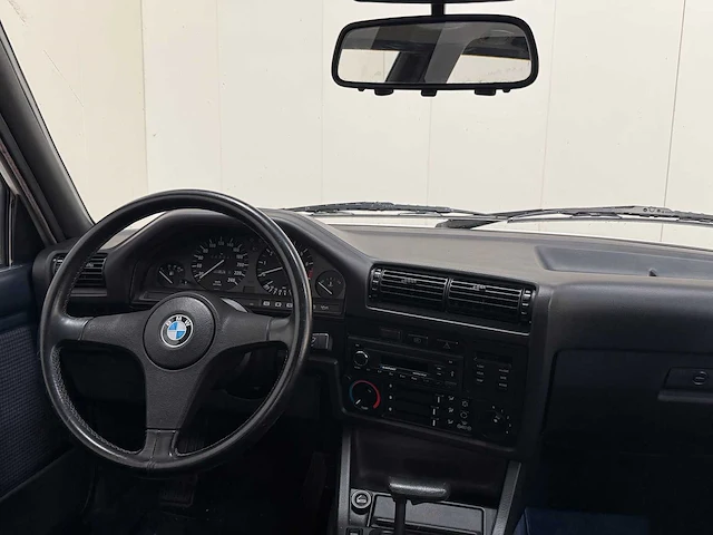 Bmw - 325 ix - oldtimer - 1987 - afbeelding 22 van  40