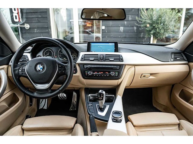 Bmw - 4-serie gran coupé - 420i high executive - 2014 - 1-xhb-55 - afbeelding 32 van  82