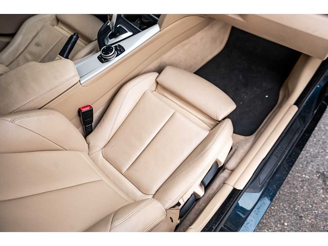 Bmw - 4-serie gran coupé - 420i high executive - 2014 - 1-xhb-55 - afbeelding 41 van  82