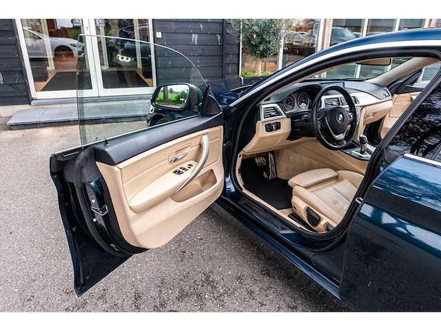 Bmw - 4-serie gran coupé - 420i high executive - 2014 - 1-xhb-55 - afbeelding 46 van  82