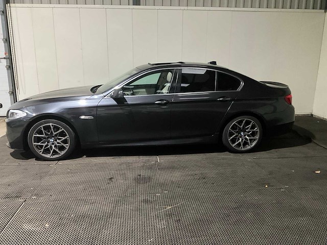 Bmw - 5-serie - 523 - personenauto - 2011 - afbeelding 12 van  26