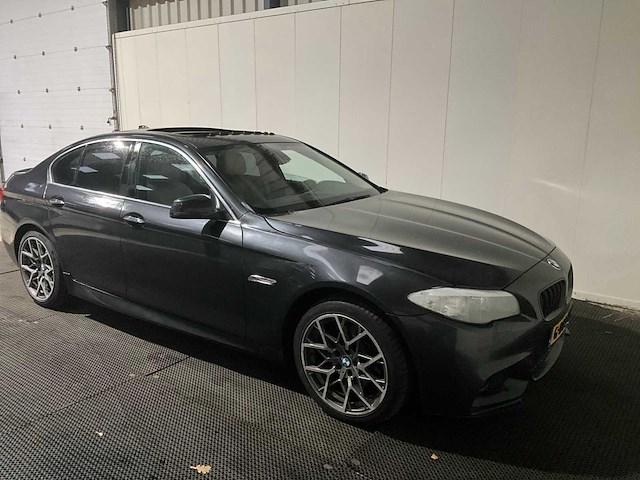 Bmw - 5-serie - 523 - personenauto - 2011 - afbeelding 25 van  26