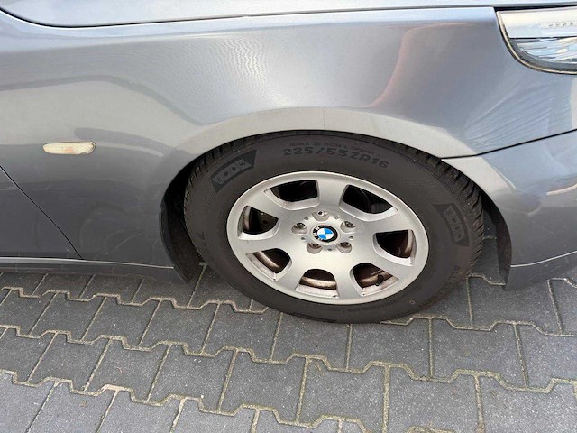 Bmw - 5-serie - 523i - personenauto - 2009 - afbeelding 15 van  27