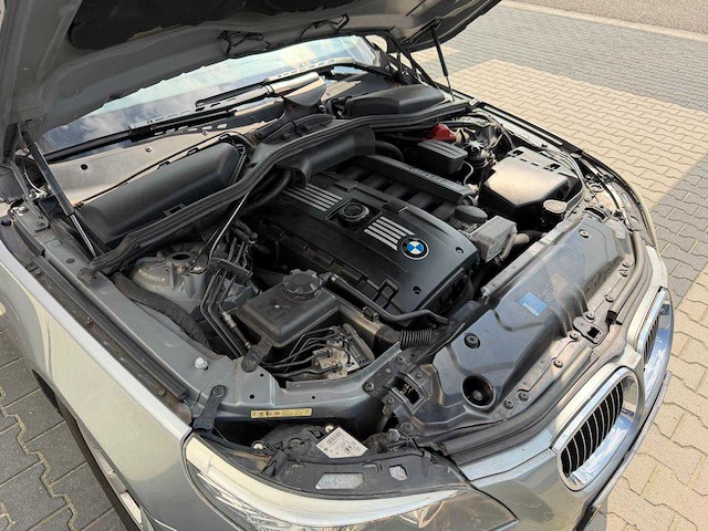 Bmw - 5-serie - 523i - personenauto - 2009 - afbeelding 23 van  27