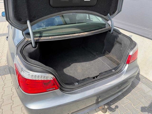 Bmw - 5-serie - 523i - personenauto - 2009 - afbeelding 25 van  27