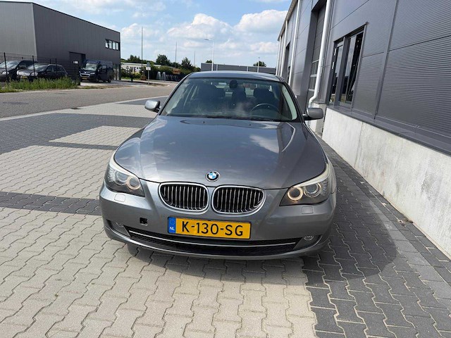 Bmw - 5-serie - 523i - personenauto - 2009 - afbeelding 5 van  27
