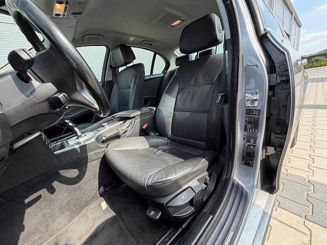 Bmw - 5-serie - 523i - personenauto - 2009 - afbeelding 9 van  27