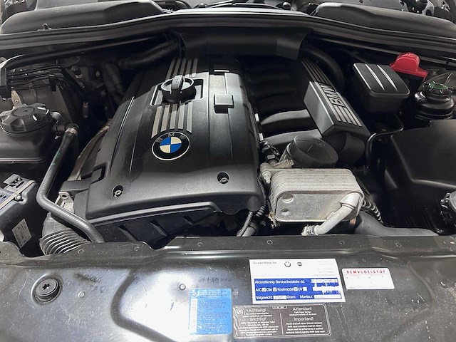 Bmw - 5-serie - 523i business line - 40-gsh-3 - afbeelding 10 van  20